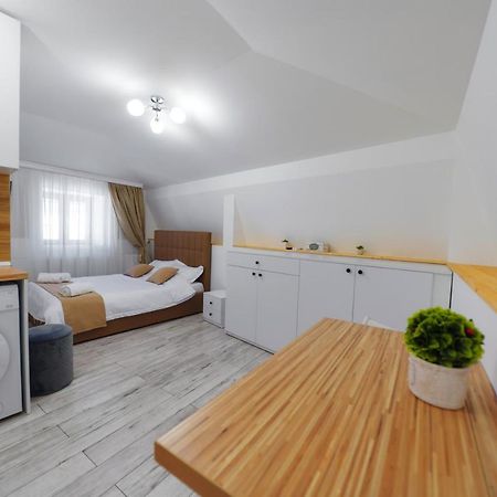 Bella House Apartaments Craiova Exterior photo