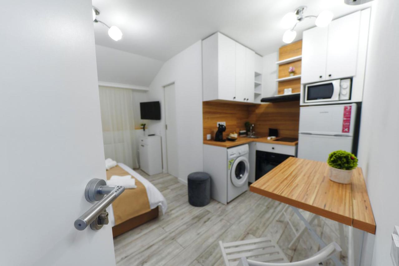 Bella House Apartaments Craiova Exterior photo