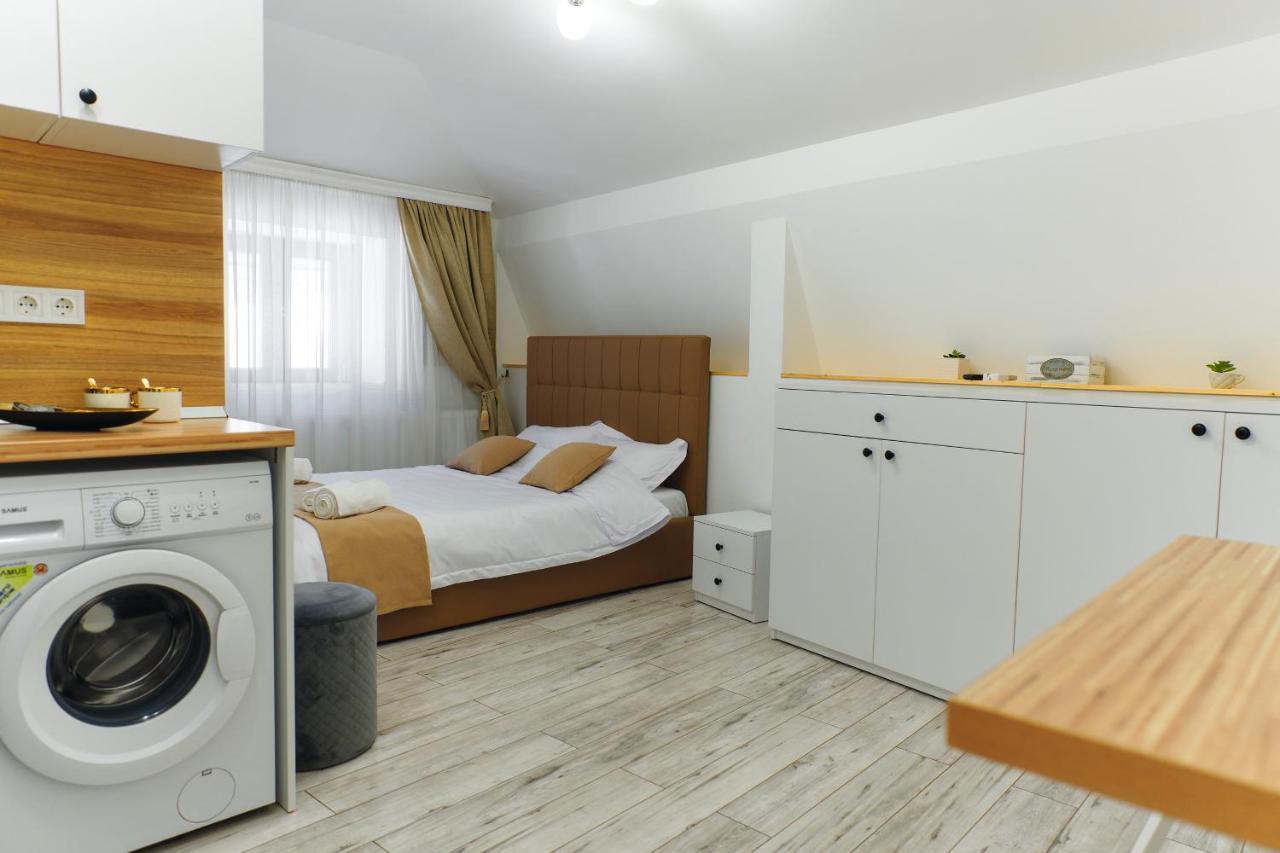 Bella House Apartaments Craiova Exterior photo